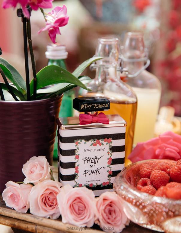 Betsey Johnson accesorios unisexo F00V367 bonita n punk eau de parfum rosa